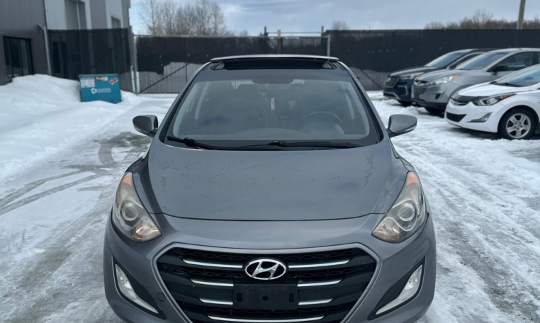 HYUNDAI ELANTRA GT 02